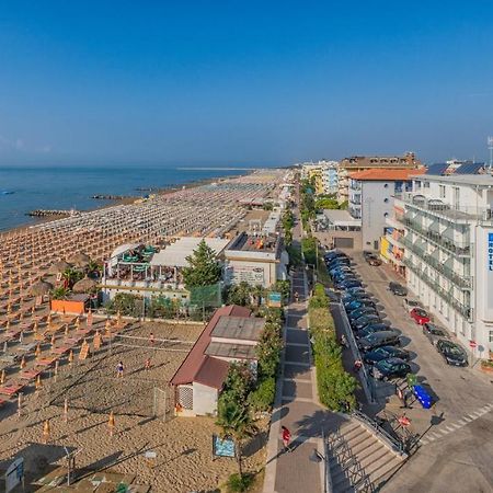 Hotel Austria Caorle Exterior photo